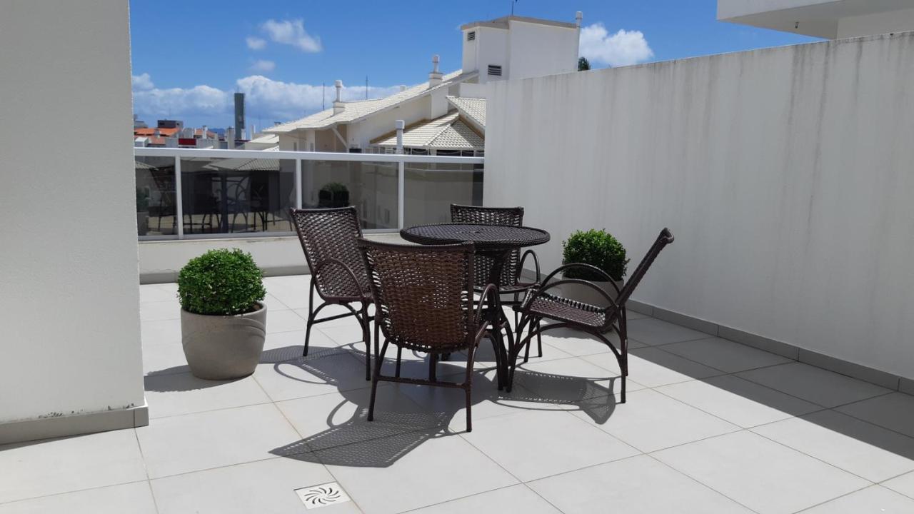 Apartamento Cobertura - Dos Ingleses - Residencial Trier *